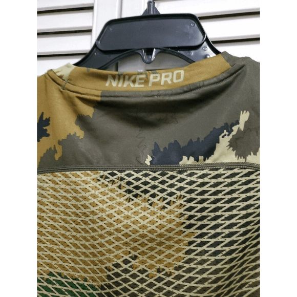 NEW Mens M NIKE Dri Fit Hypercool Fitted Training T-Shirt 801805-325 Camo Green - Picture 4 of 5